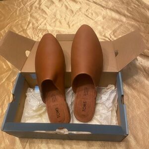 TOMS Jutti Mule Women's Brown Slip-On Shoes Size 7W